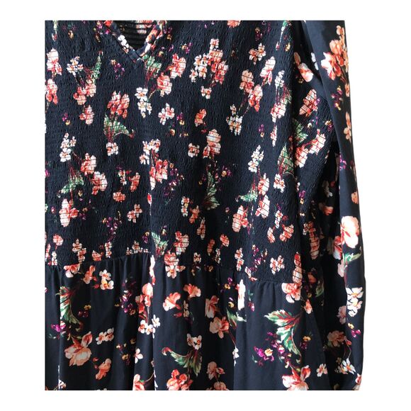 Old Navy Women's Maxi Dress Plus 4X Floral Boho Peasant Smocked Cottage V-Neck - Picture 6 of 9